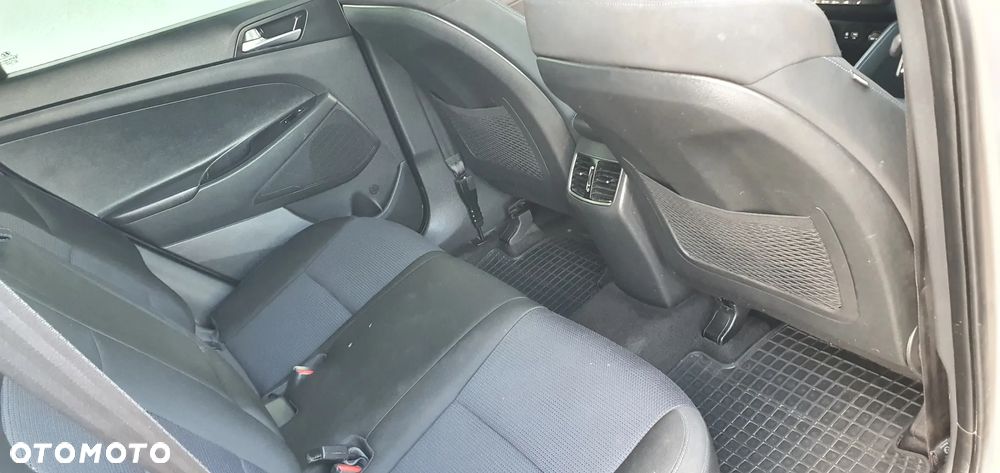 Hyundai Tucson - 18