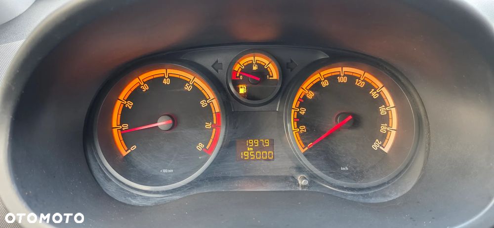Opel Corsa - 23