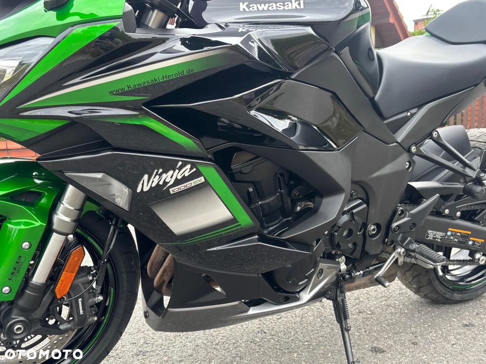 Kawasaki Ninja 1000 SX - 27
