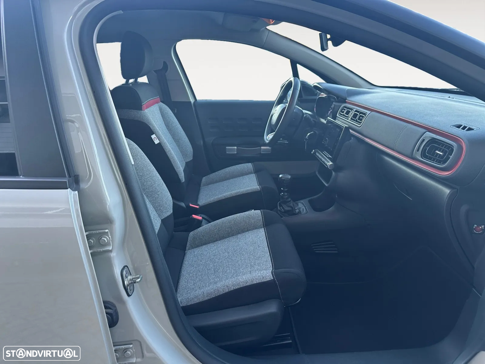 Citroën C3 1.5 BlueHDi C-Series - 14