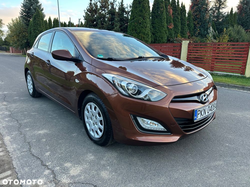 Hyundai i30 1.4 Intro Edition - 24