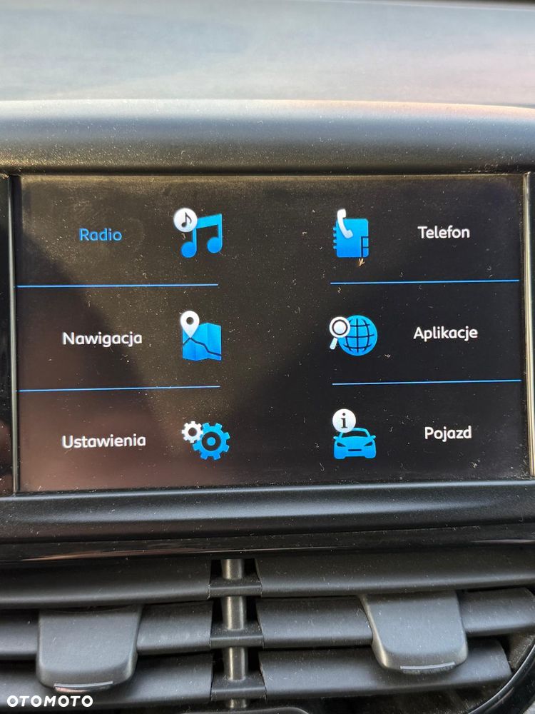 Peugeot 2008 BlueHDi 100 STOP & START Active - 8