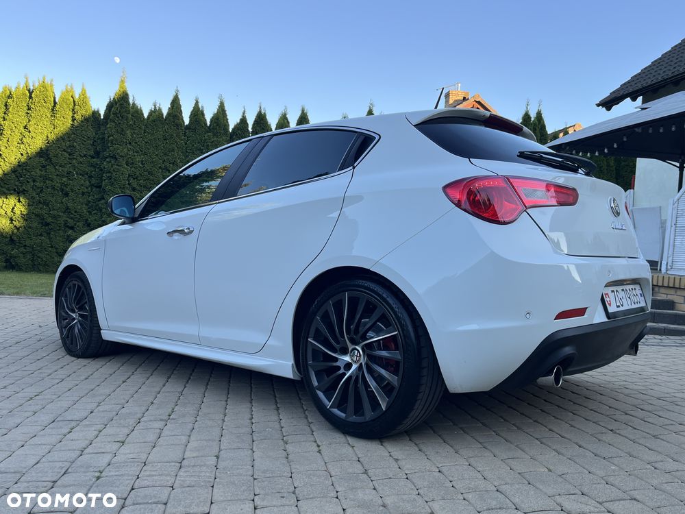 Alfa Romeo Giulietta 1.8 TBi 16V Quadrifoglio Verde - 33