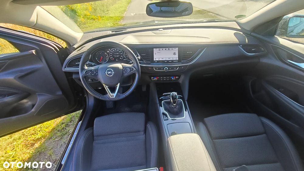 Opel Insignia 1.5 T Innovation S&S - 11