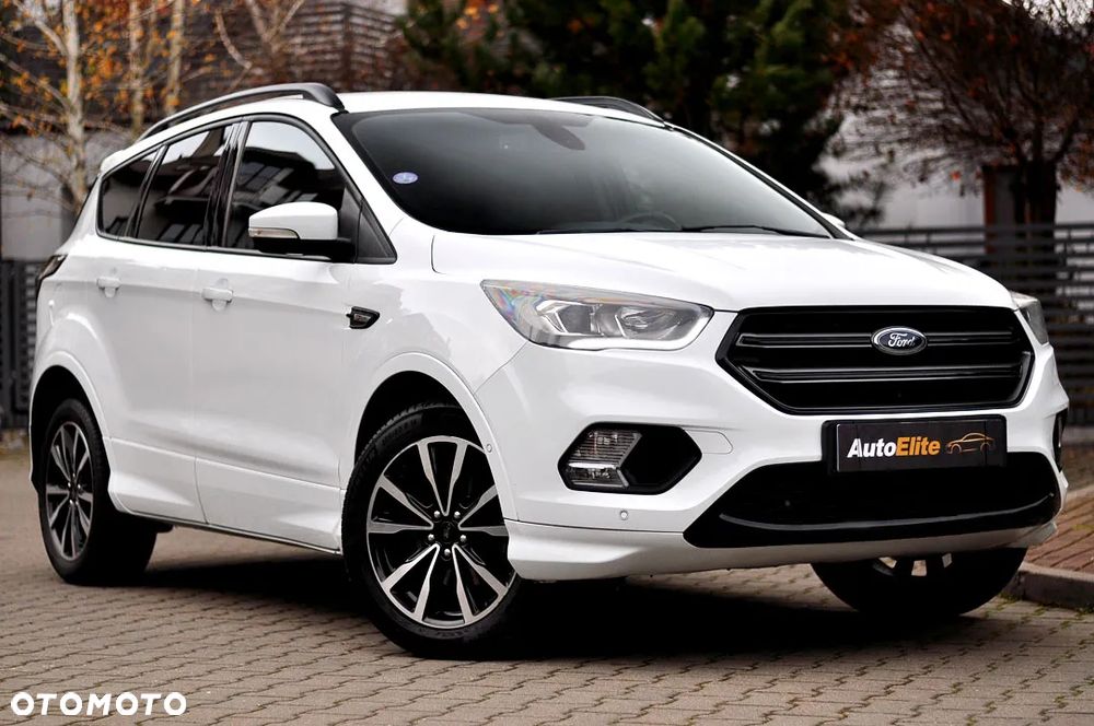 Ford Kuga 1.5 EcoBoost 2x4 ST-Line - 12