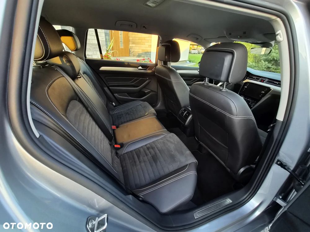 Volkswagen Passat 2.0 TDI EVO Elegance DSG - 13