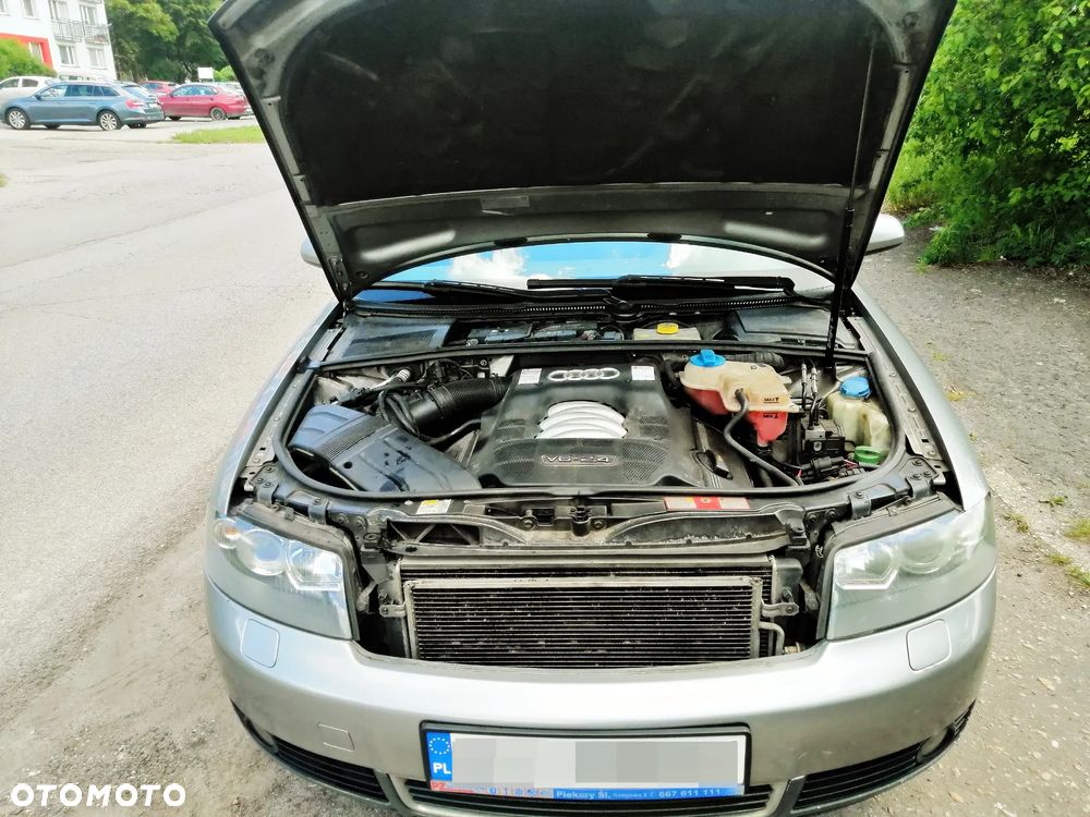 Audi A4 Avant 2.4 - 13