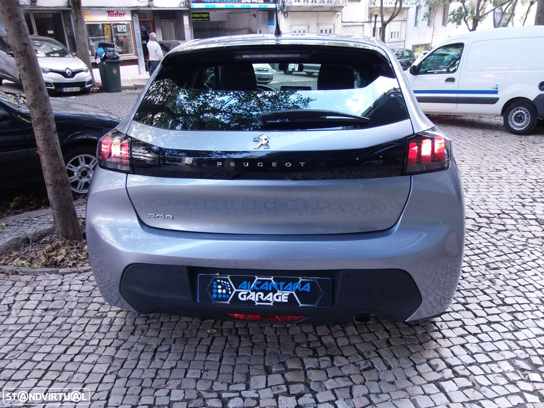 Peugeot 208 1.5 BlueHDi Active Business Pack - 23