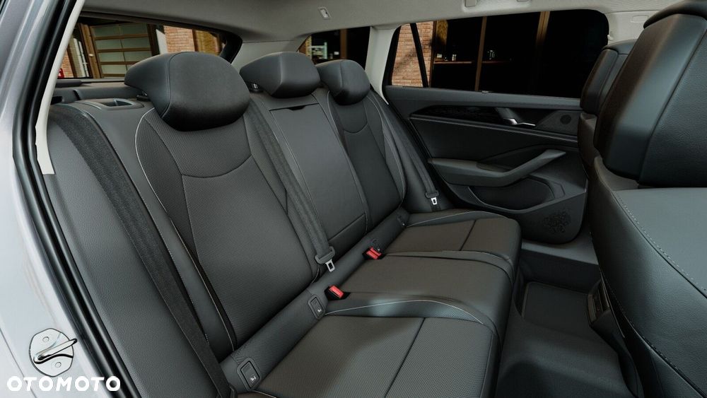 Volkswagen Passat - 13