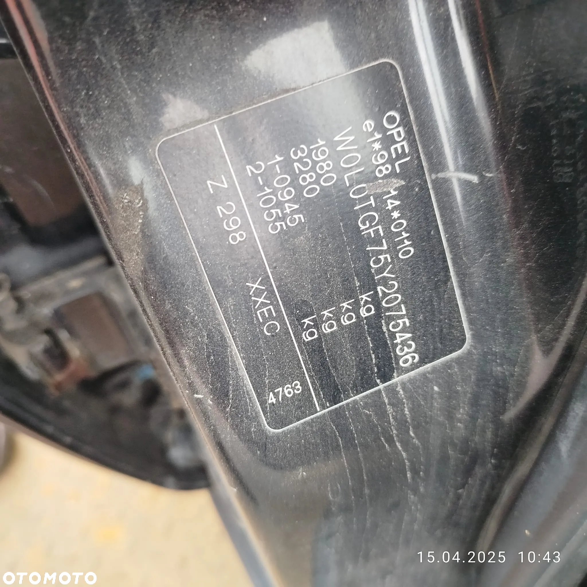 Opel Zafira A na części . - 9