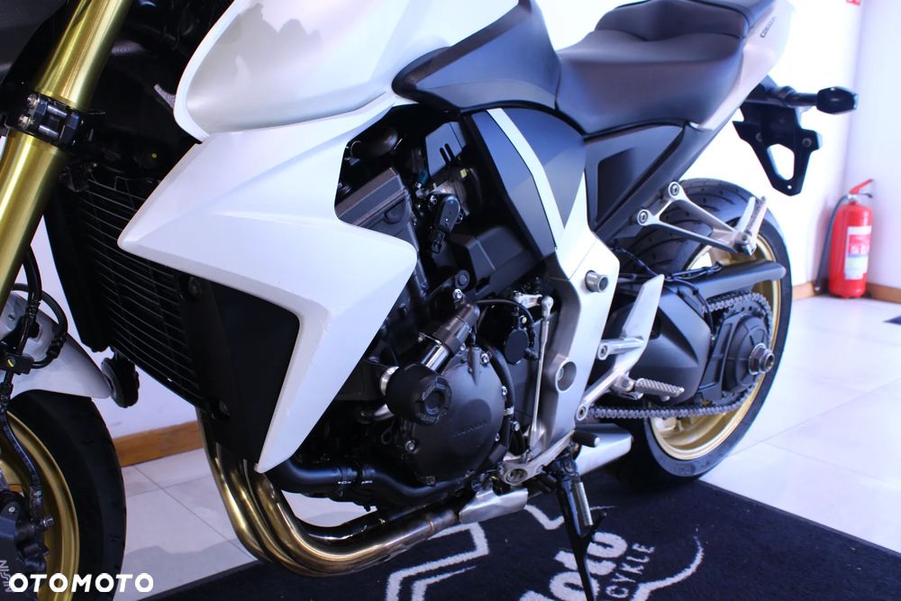 Honda CB - 18