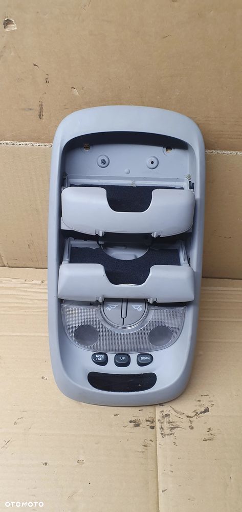 Lampka podsufitki oświetlenie kabiny Kia Sorento I 940A0-3E010 - 5