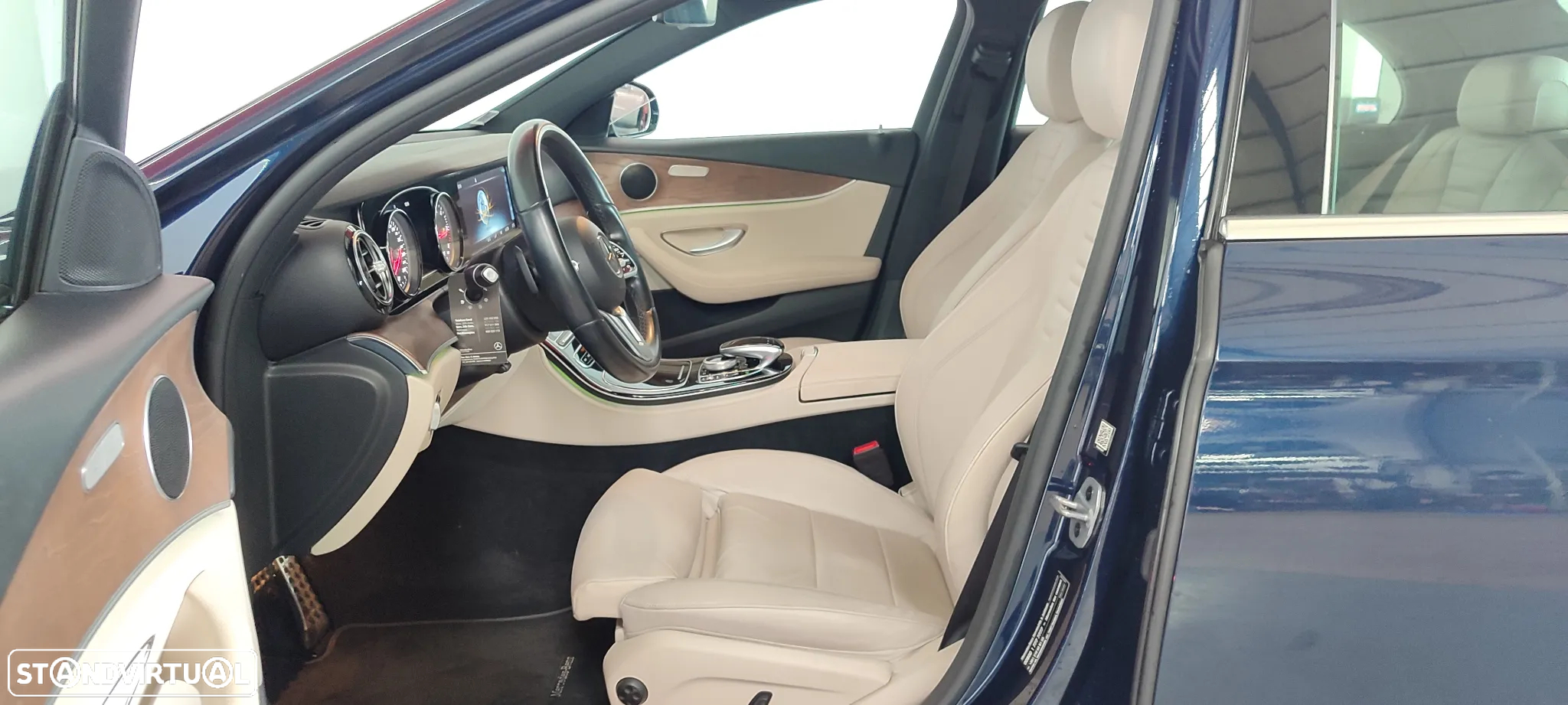 Mercedes-Benz E 300 - 16
