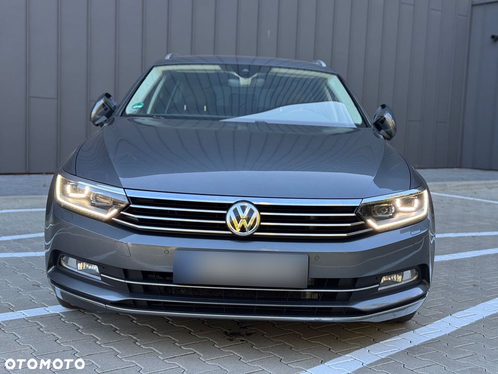 Volkswagen Passat Variant 2.0 TDI SCR DSG Highline - 1