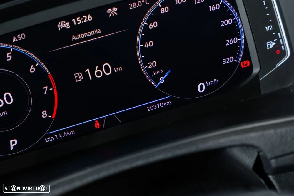 VW T-Roc R 2.0 TSI 4M DSG - 13