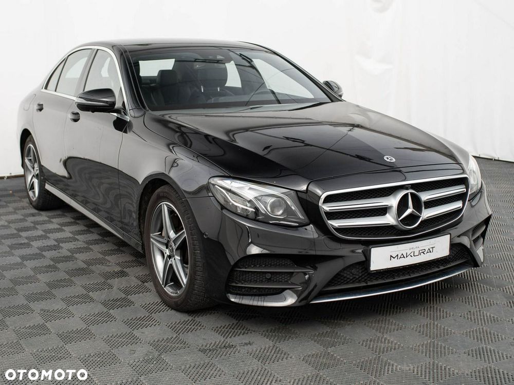 Mercedes-Benz Klasa E 220 d 4-Matic - 4