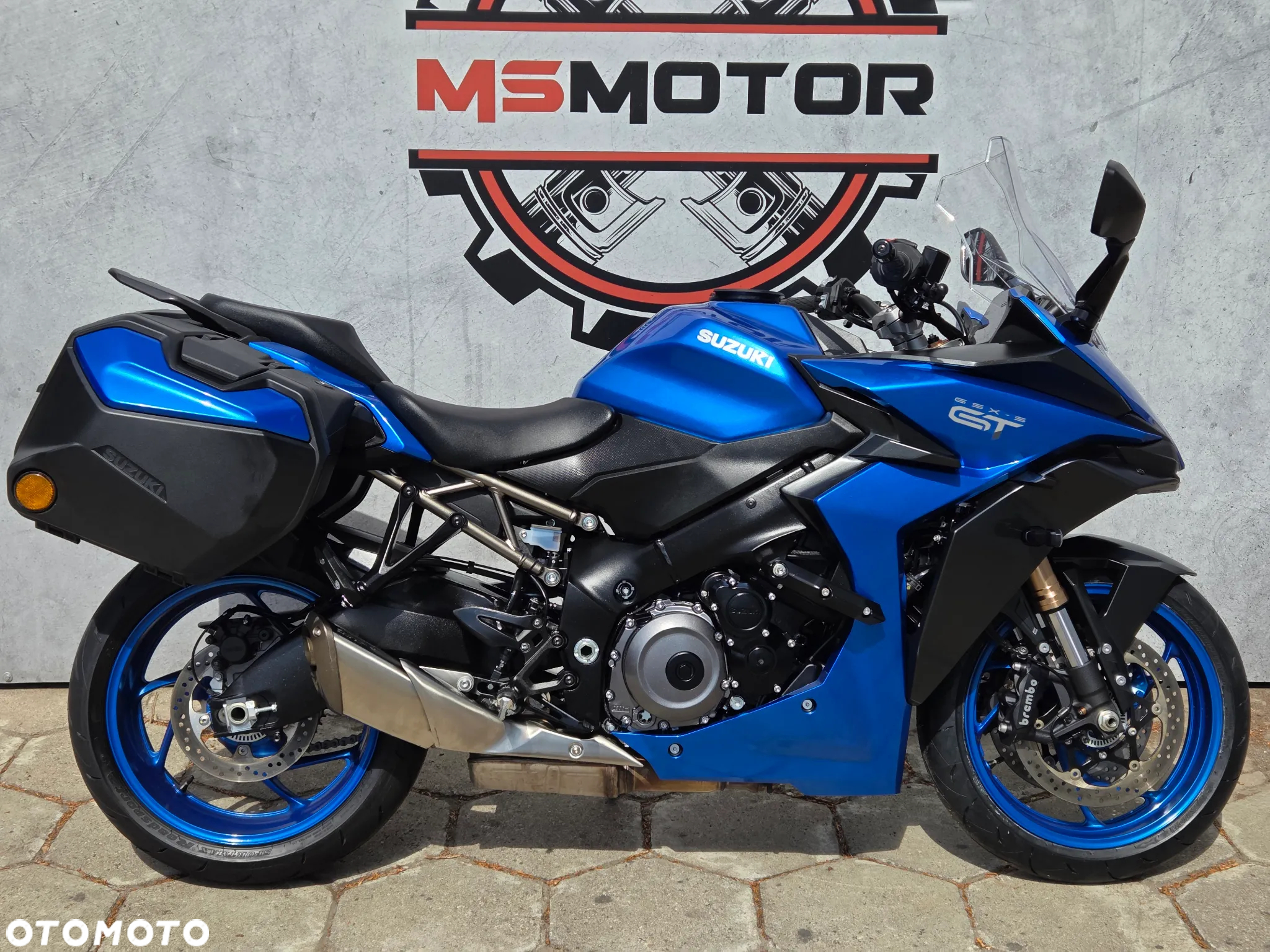 Suzuki GSX - 3