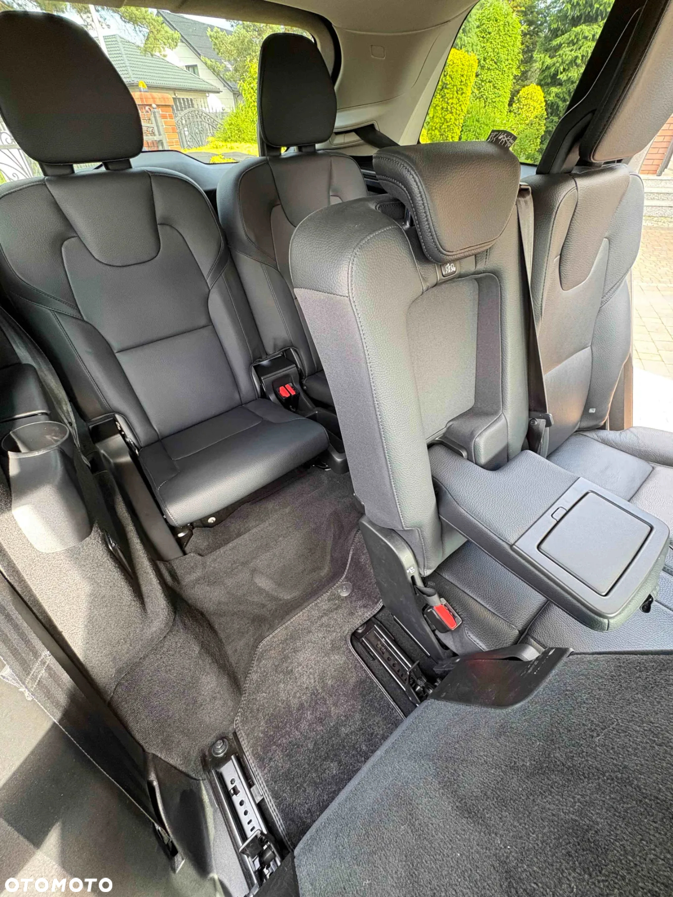 Volvo XC 90 - 8