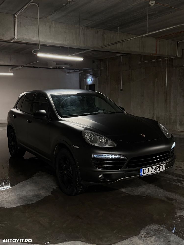 Porsche Cayenne - 2
