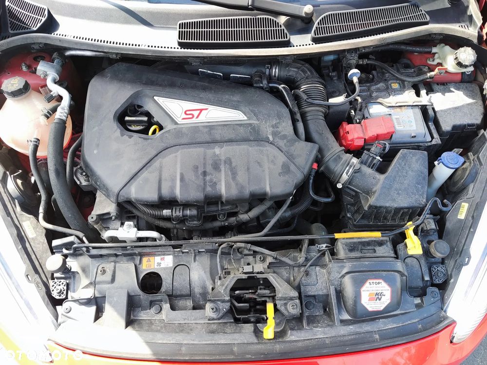 Ford Fiesta ST - 9