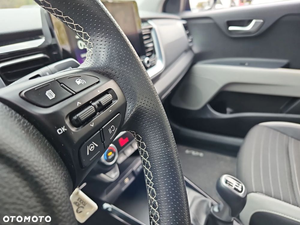 Kia Stonic 1.0 T-GDI L - 20