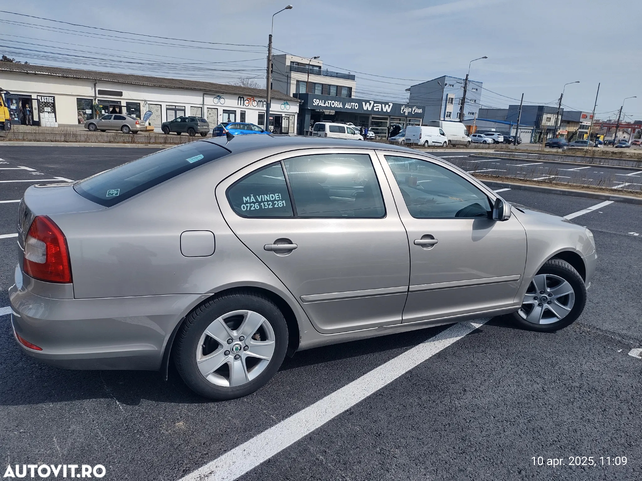 Skoda Octavia 1.6 MPI Ambiente - 24