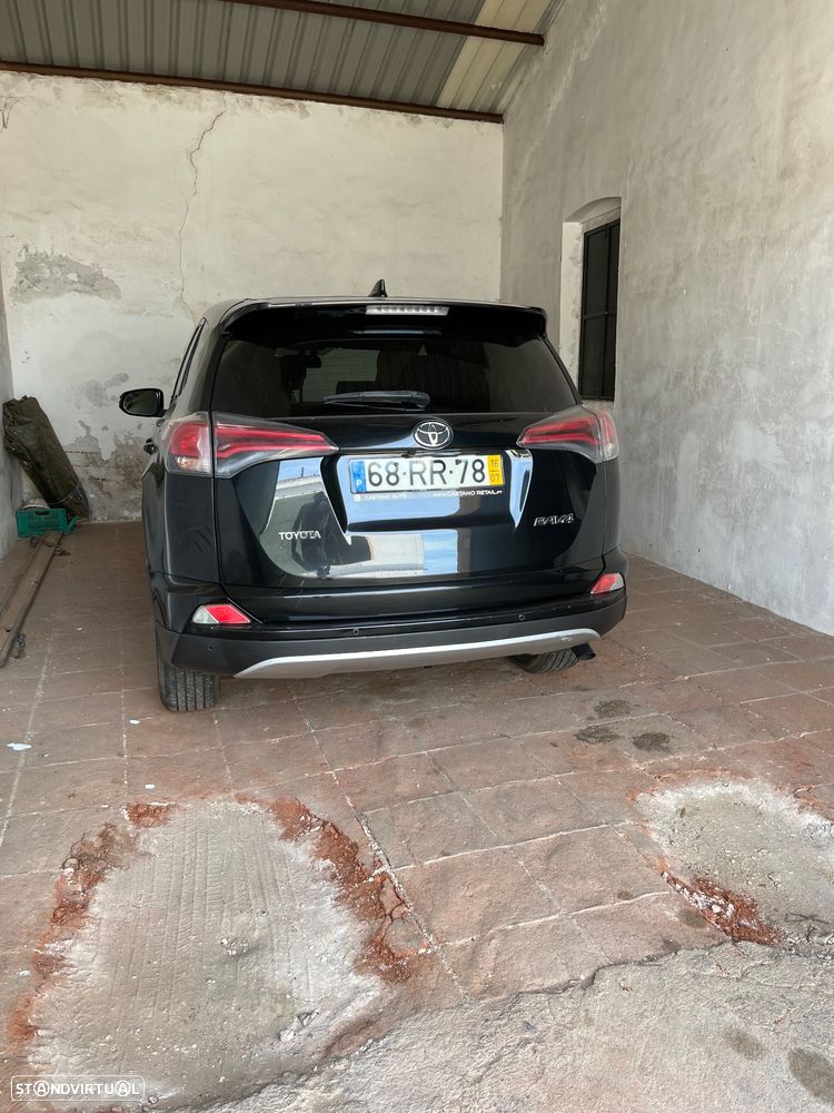 Toyota RAV4 2.0 D-4D Comfort - 4