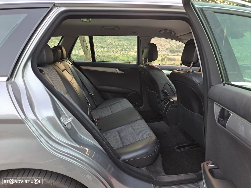 Mercedes-Benz C 220 CDi Avantgarde BlueEfficiency - 24