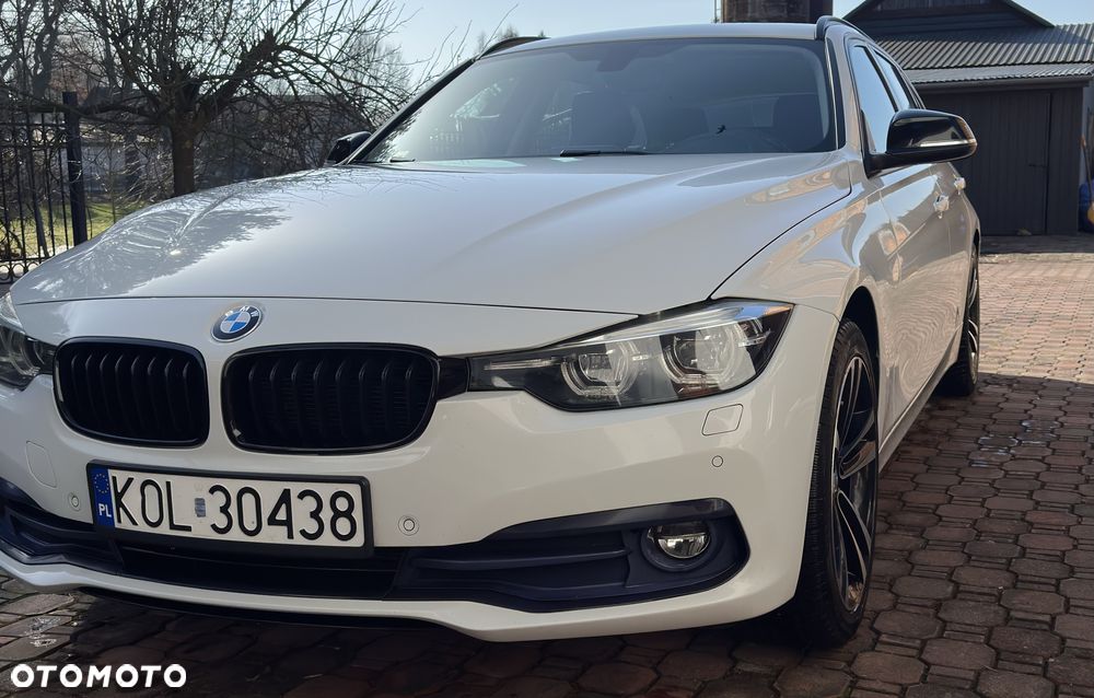BMW Seria 3 320d Sport Line Shadow - 12