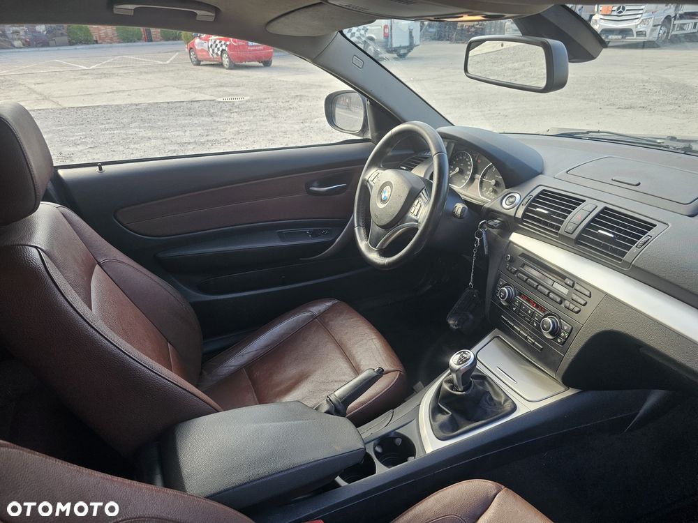 BMW Seria 1 118d Edition Exclusive - 17