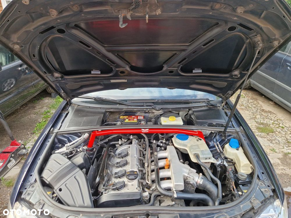 Audi A4 Avant 1.8 T - 13