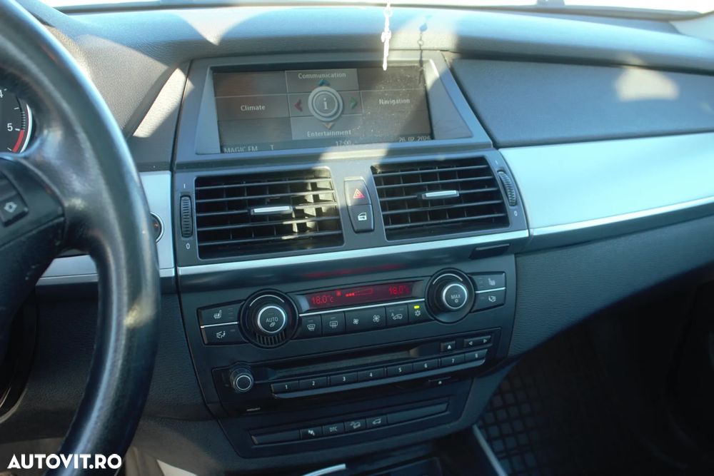 BMW X5 3.0d - 11