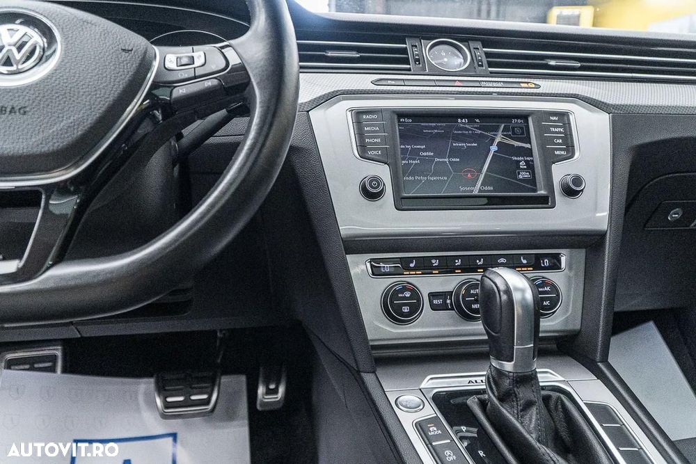 Volkswagen Passat Alltrack 2.0 TDI SCR 4Motion DSG (BMT) - 28