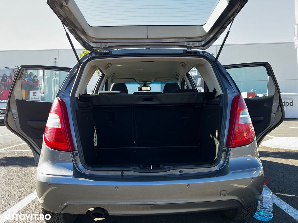 Mercedes-Benz A 160 Autotronic - 7