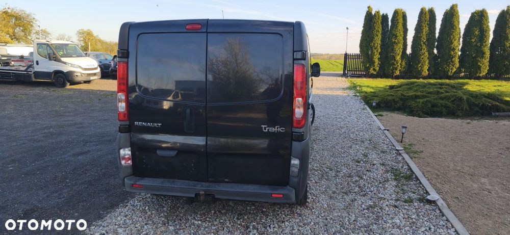 Opel Vivaro L2H1 2.9t - 26