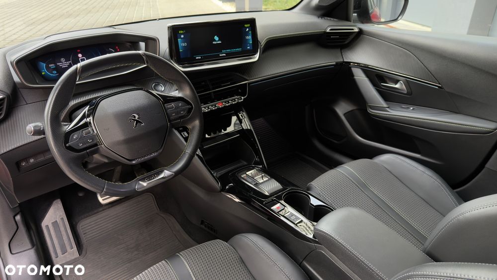 Peugeot 208 50kWh GT - 5