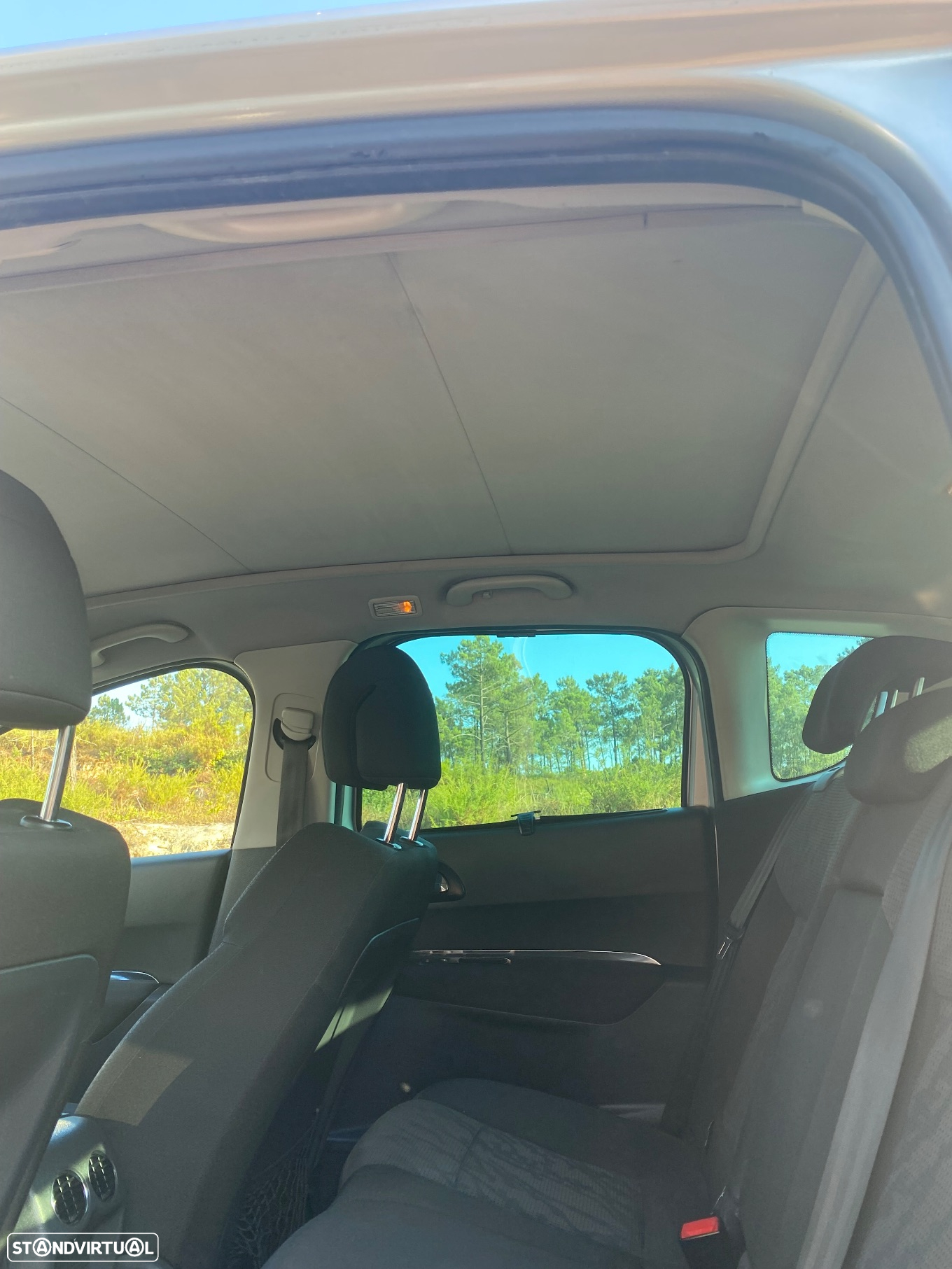 Peugeot 3008 1.6 HDi Premium - 16