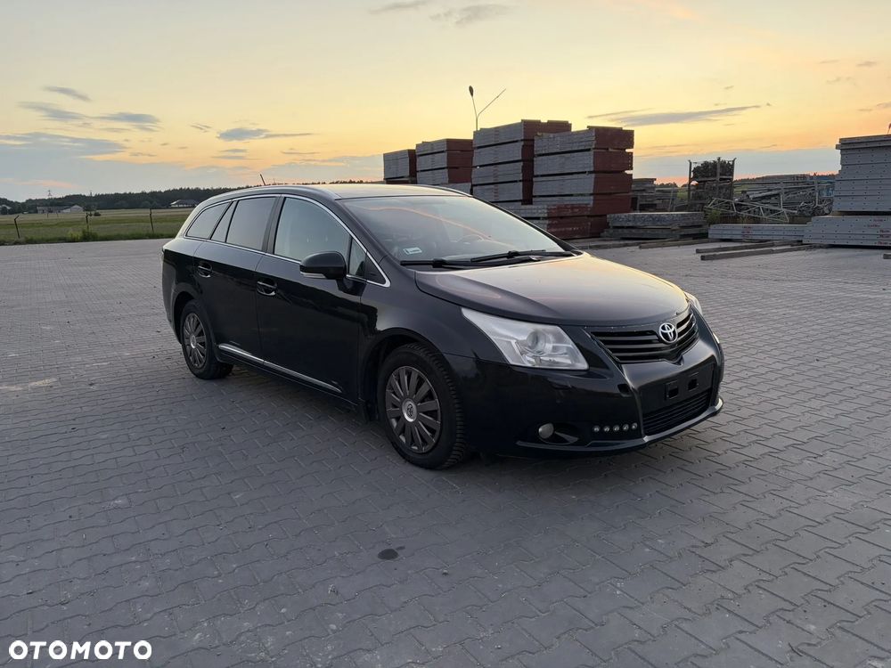 Toyota Avensis 2.0 D-4D Sol