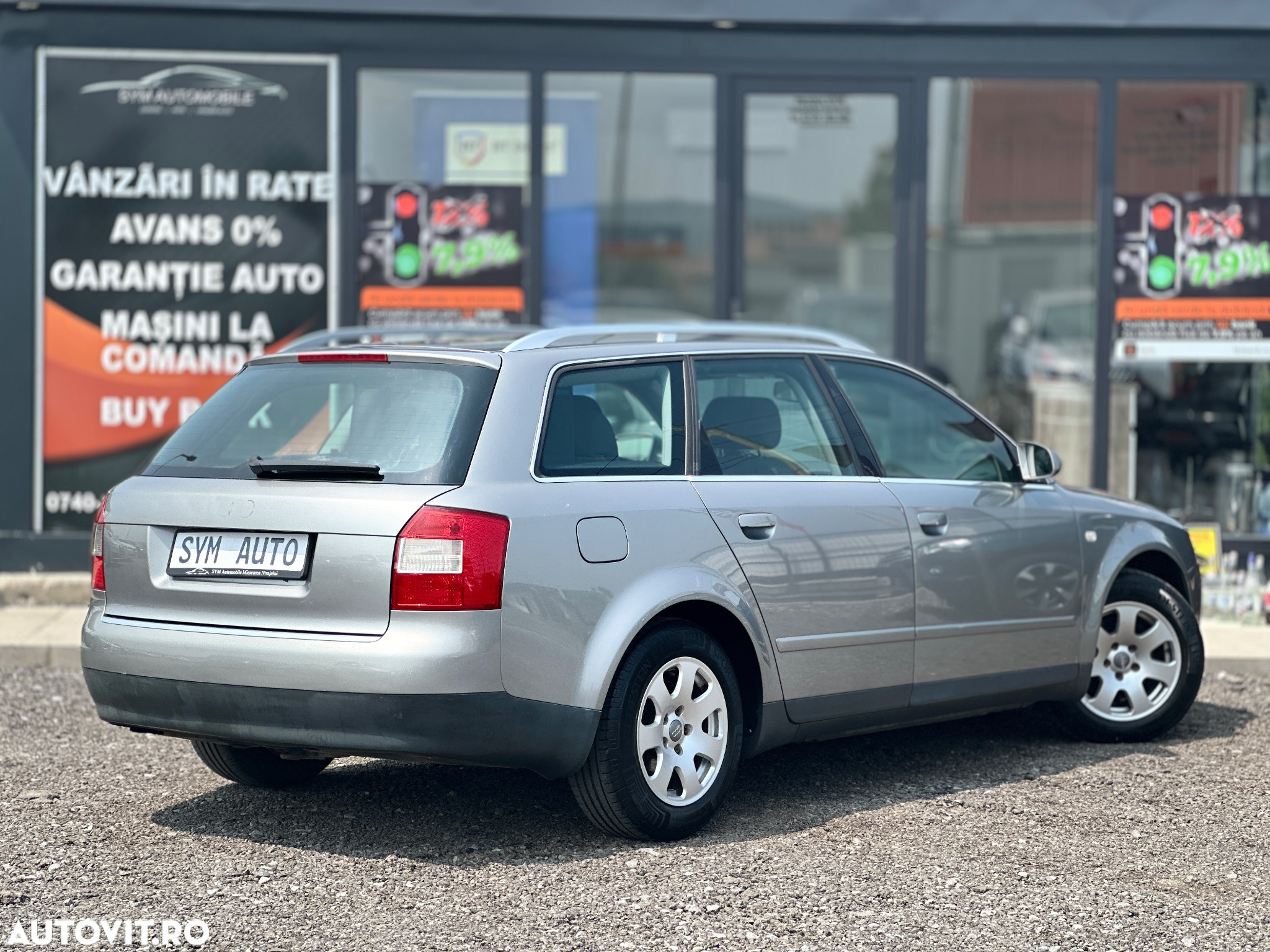 Audi A4 1.9 TDI Avant - 4