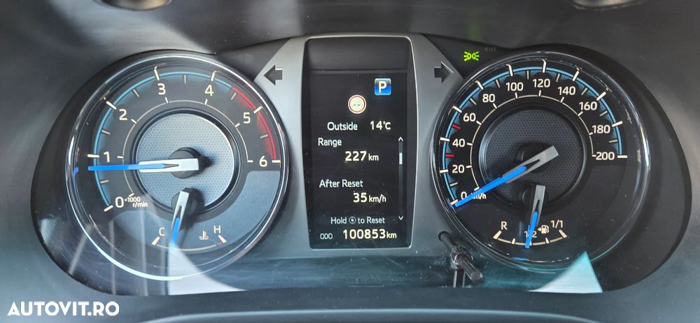 Toyota Hilux 2.8D 204CP 4x4 Double Cab AT Invincible - 21