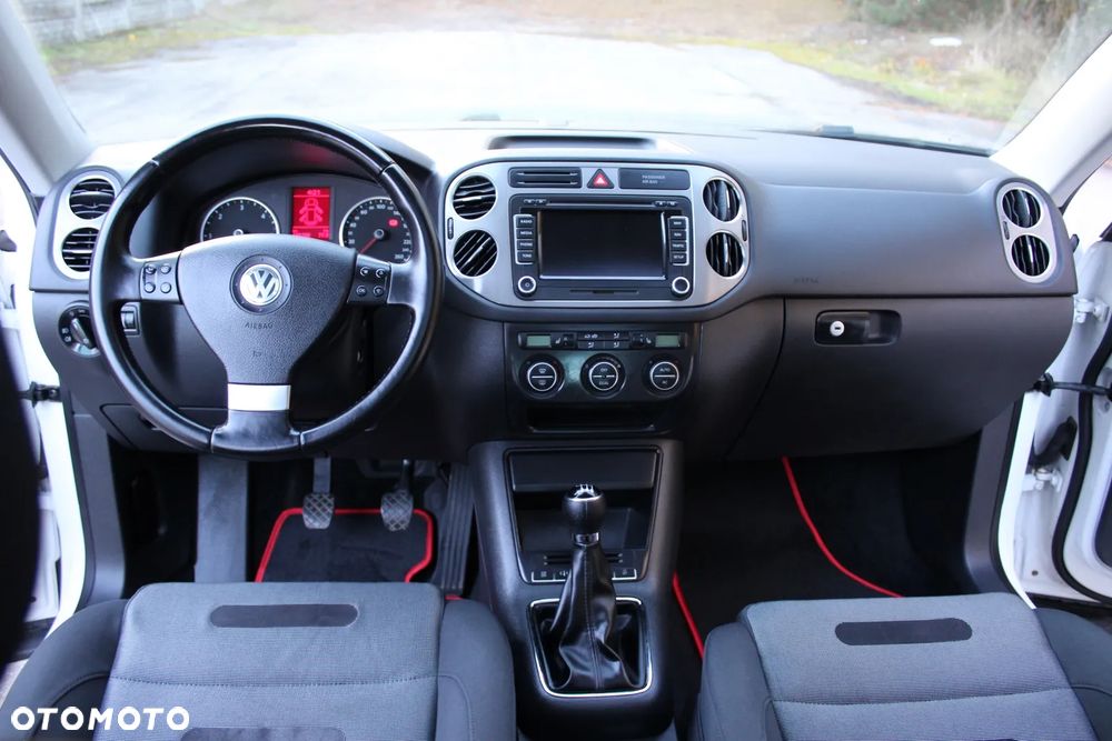 Volkswagen Tiguan 2.0 TDI DPF 4Motion Team - 6