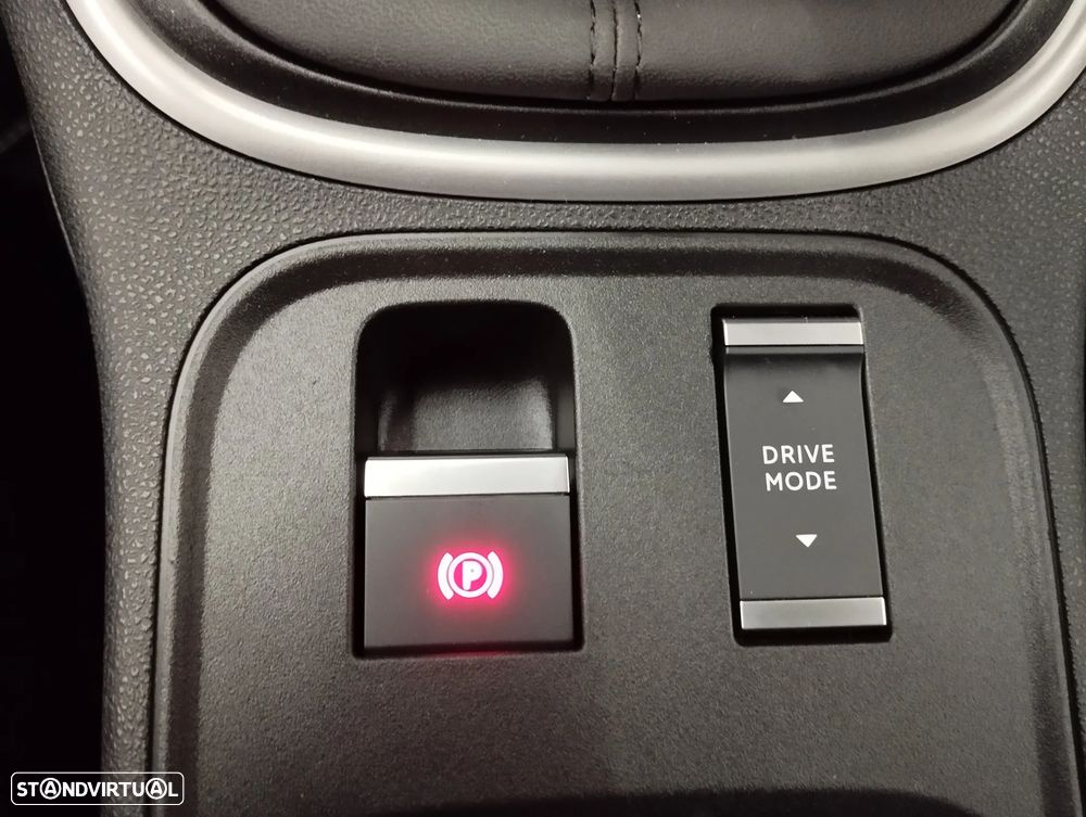 Jeep Avenger 1.2 GSE T3 Altitude - 36