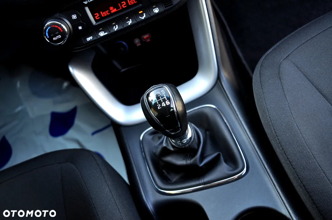 Kia Ceed 1.4 L Business Line Plus - 23
