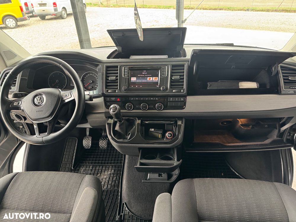 Volkswagen Multivan - 7
