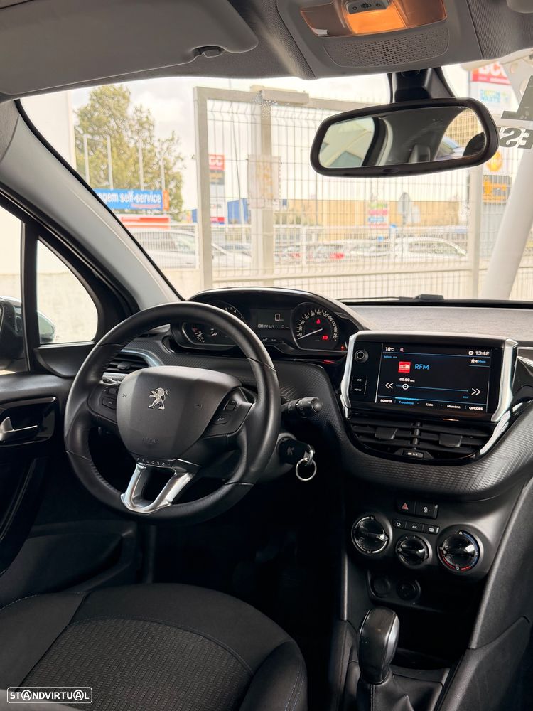 Peugeot 208 1.2 PureTech Active - 18