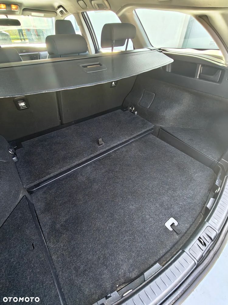 Toyota Auris - 11
