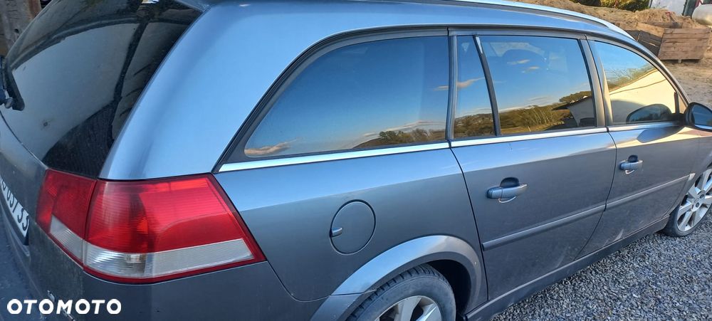 Opel Vectra 1.9 CDTI Automatik - 1