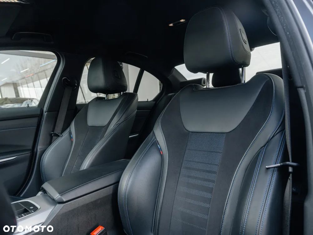 BMW Seria 3 320d xDrive M Sport - 11