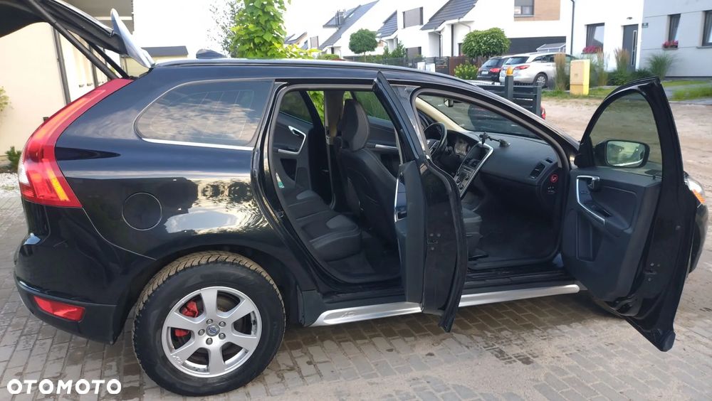 Volvo XC 60 D3 Momentum - 17