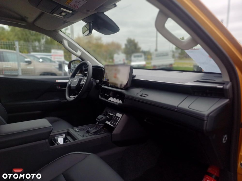 Toyota Hilux - 16